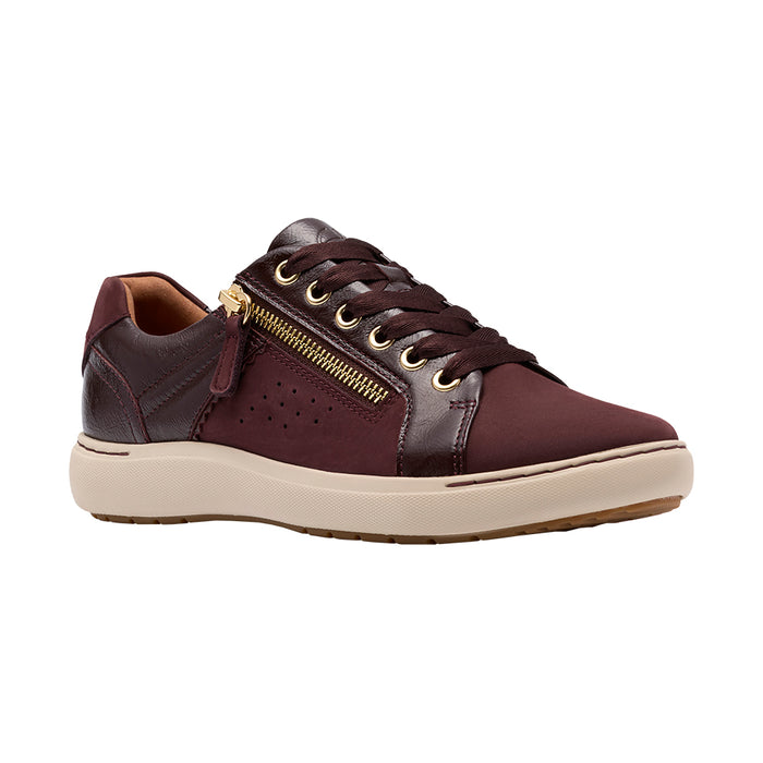 Buy Clarks of England Nalle Zen online