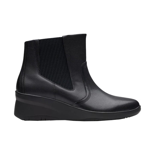 Buy Clarks of England Suttyn Rae online