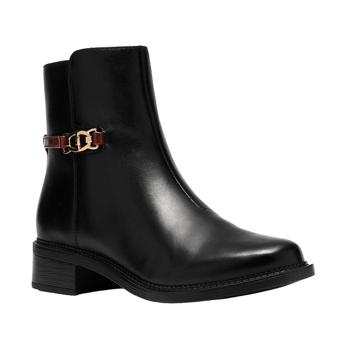 Buy Clarks of England Maye Kaylie online