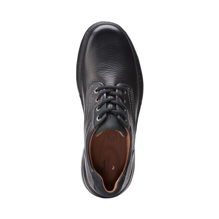 Buy Clarks of England UnBrawley Pace online
