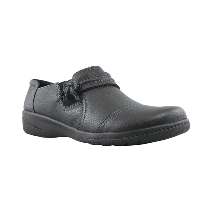 Buy Clarks of England Cheyn Madi online