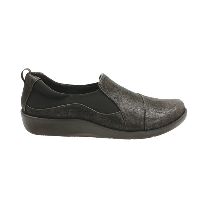 Buy Clarks of England Sillian Paz online